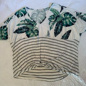 Floral Front knot short sleeve top